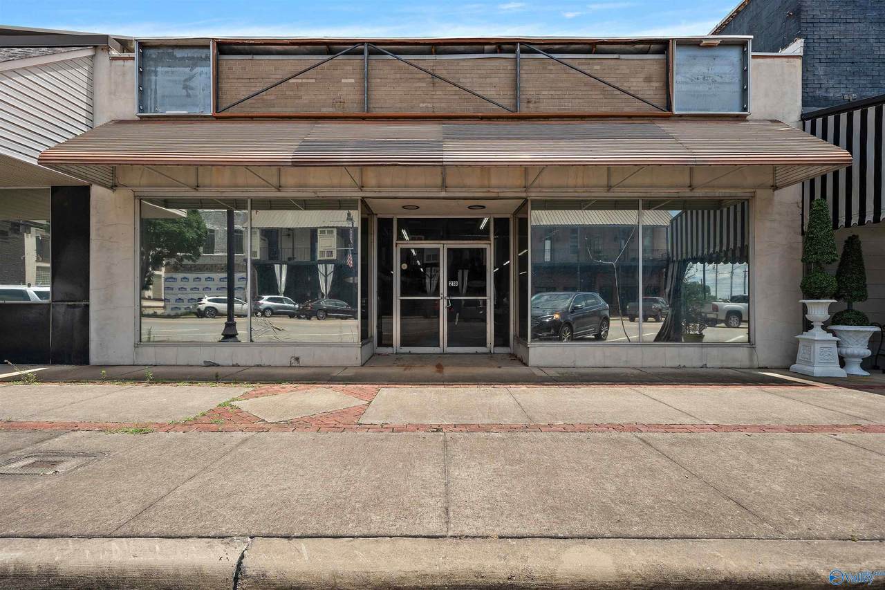 218 Montgomery Avenue - Photo 1