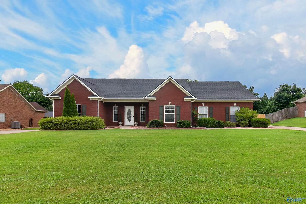 112 Fawn Forest Drive - Photo 1