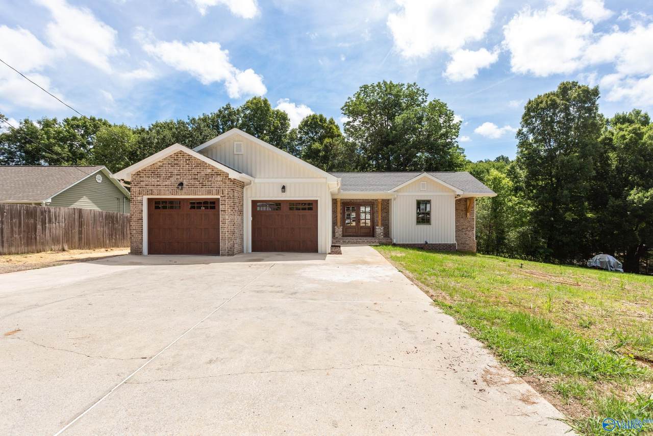 402 Havenwood Lane - Photo 1
