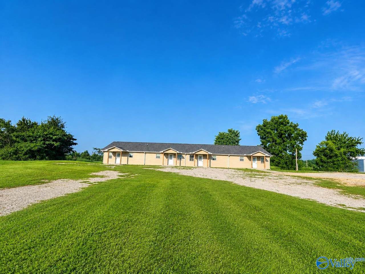 191 Railroad Street - Photo 1