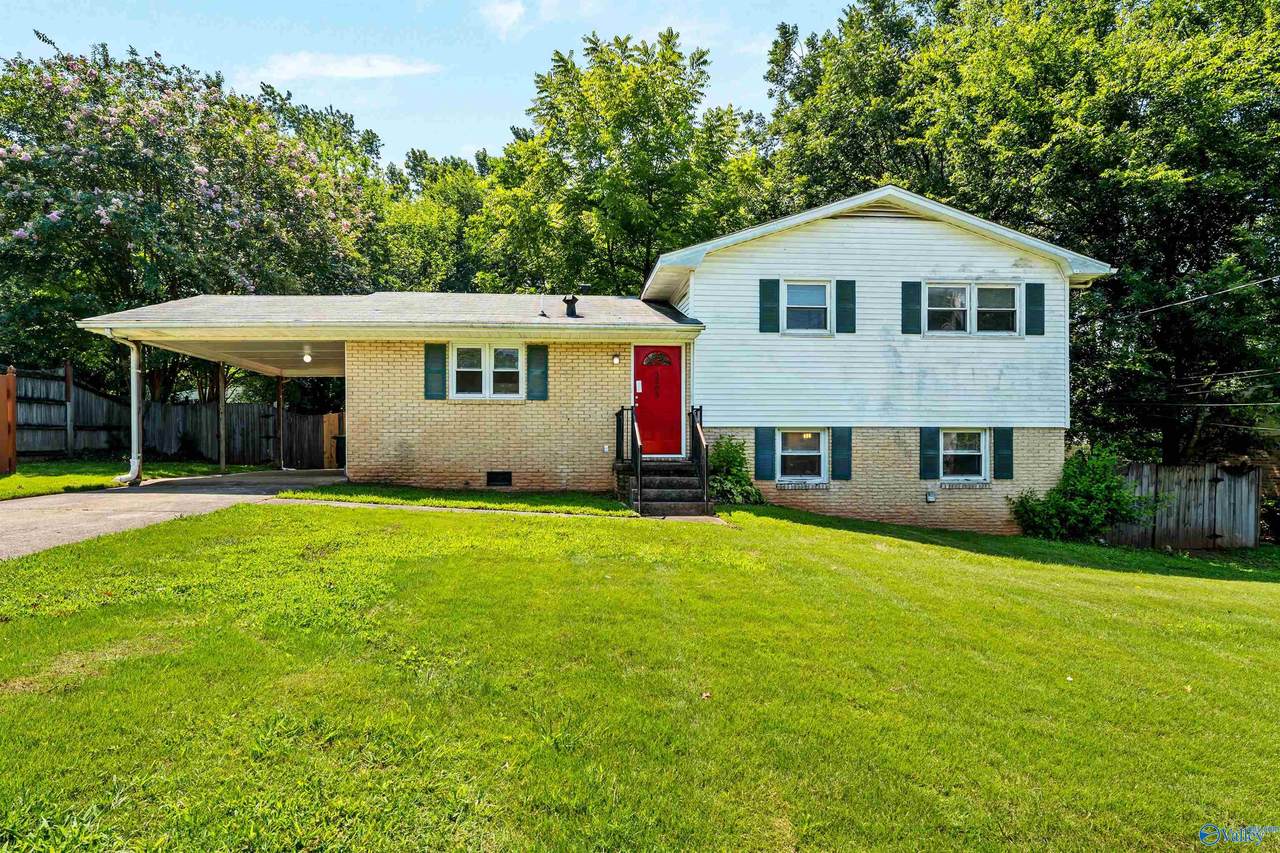 3205 Sweetbriar Road - Photo 1