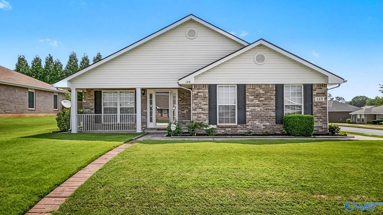 149 Clover Ridge Drive - Photo 1