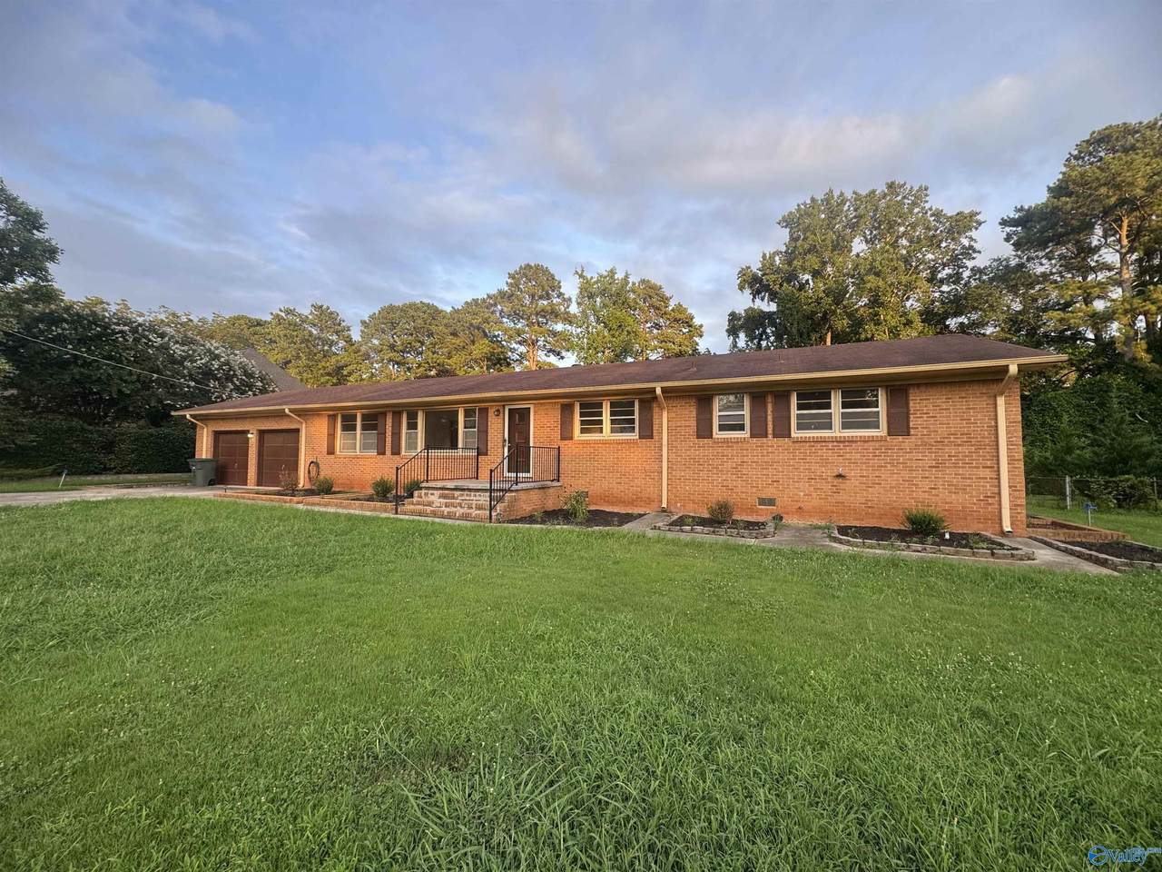 2103 Shannonhouse Road - Photo 1