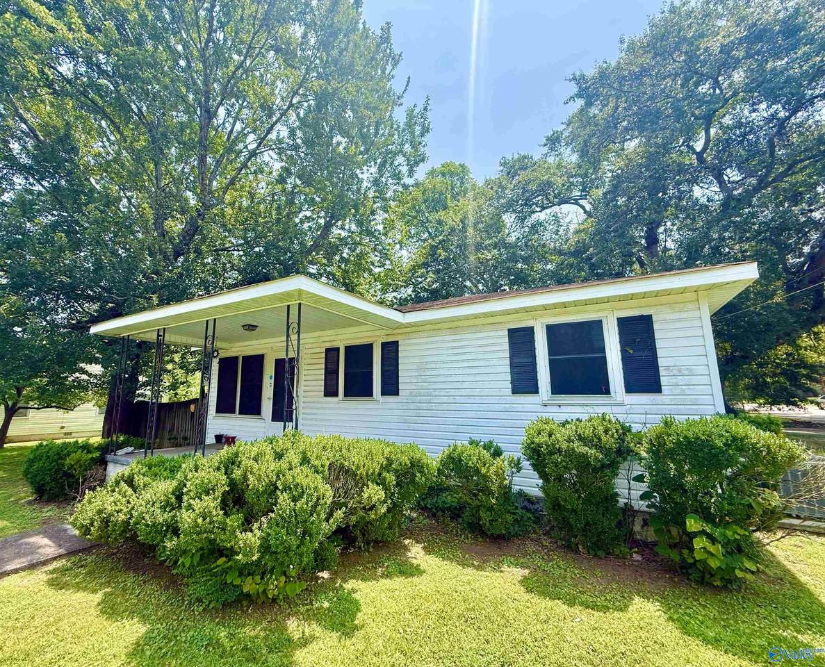 1401 North Street - Photo 1