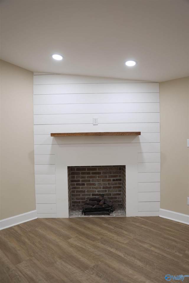 https://bt-photos.global.ssl.fastly.net/nalmls/1280_boomver_1_21925452-2.jpg