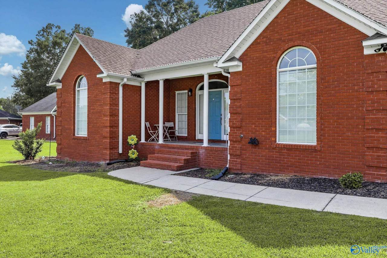 https://bt-photos.global.ssl.fastly.net/nalmls/1280_boomver_1_21925472-2.jpg