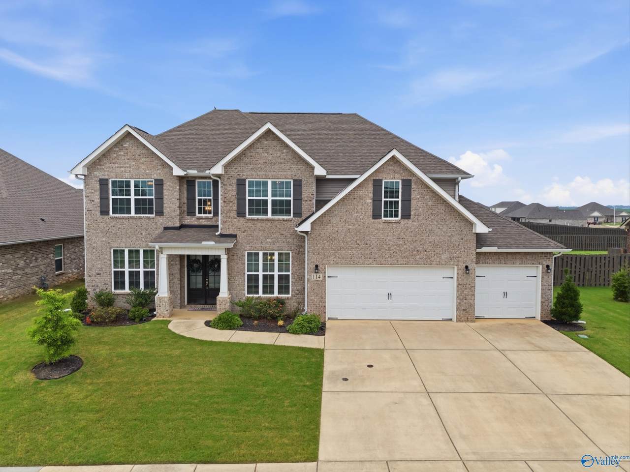114 Daisy Lane - Photo 1
