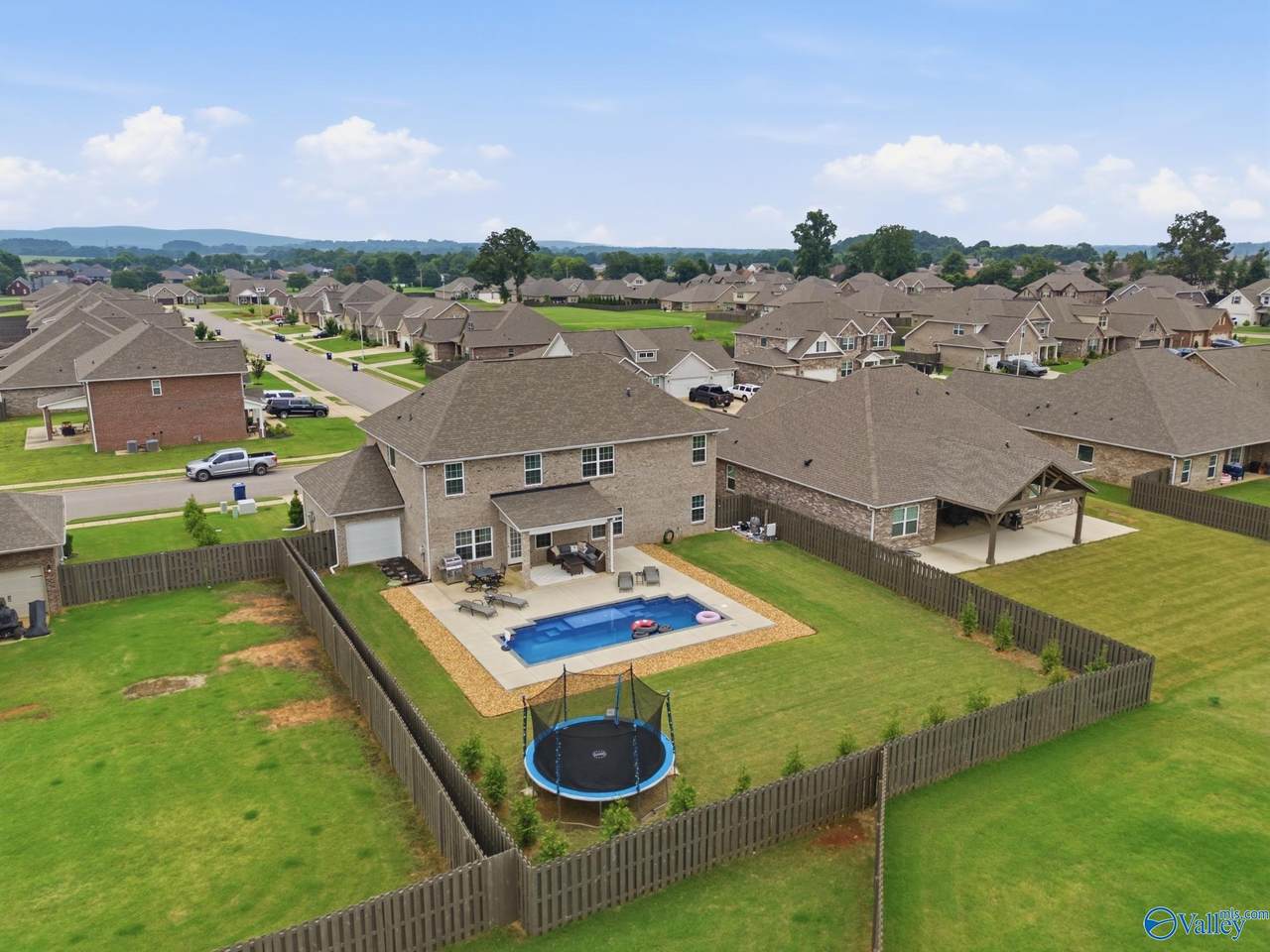 https://bt-photos.global.ssl.fastly.net/nalmls/1280_boomver_1_21925510-2.jpg