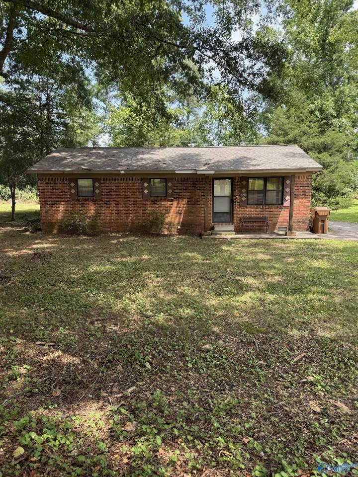 220 Livingston Lane - Photo 1