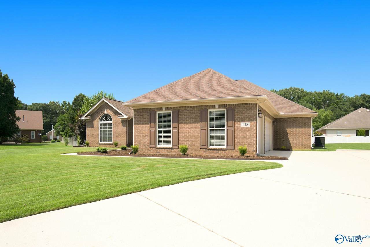 https://bt-photos.global.ssl.fastly.net/nalmls/1280_boomver_1_21925640-2.jpg