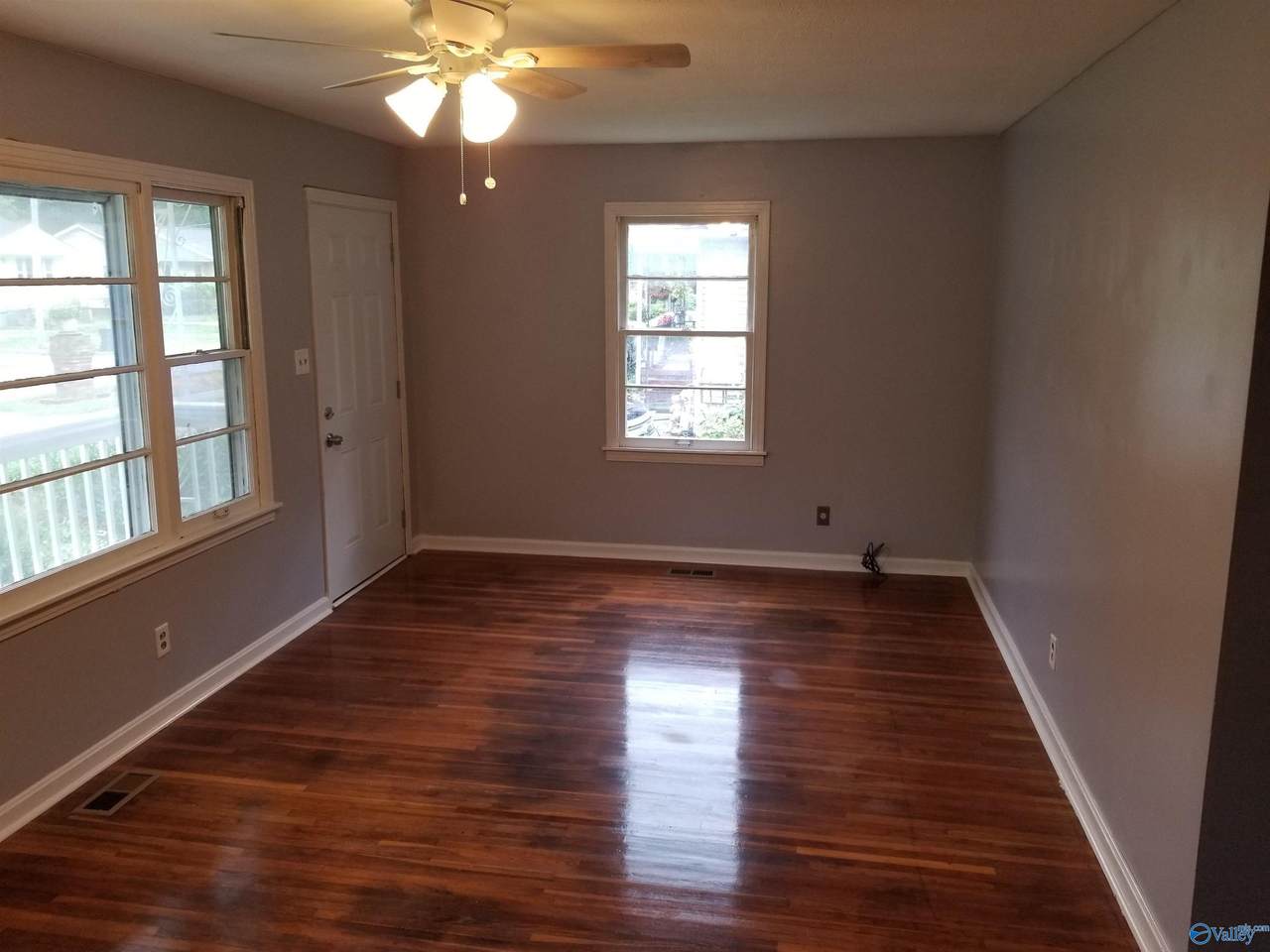 https://bt-photos.global.ssl.fastly.net/nalmls/1280_boomver_1_21925665-2.jpg
