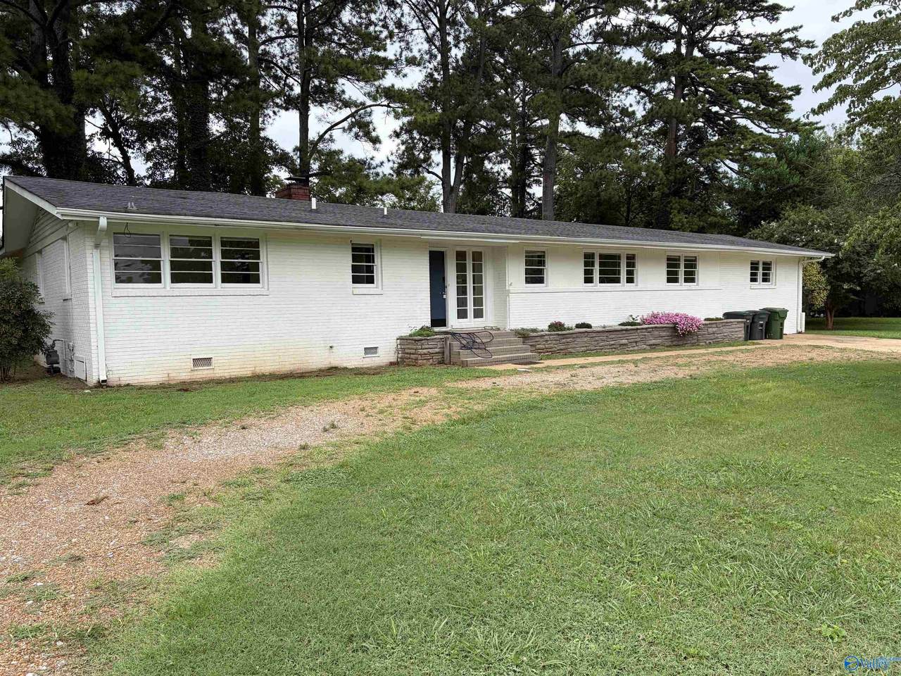 8009 Whitesburg Drive - Photo 1