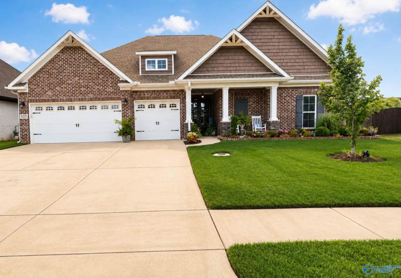 107 Conifer Court - Photo 1