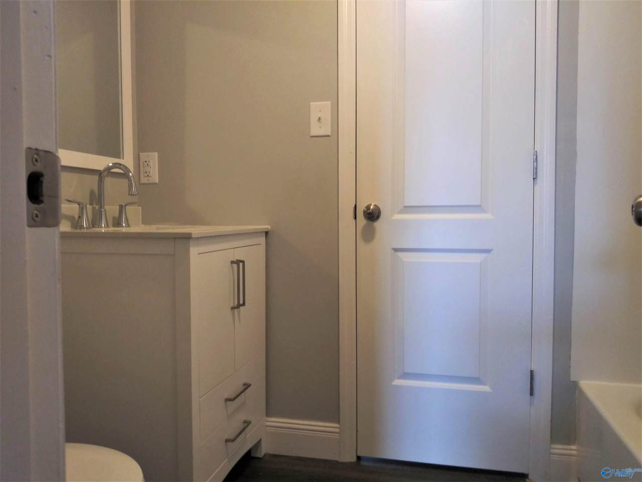 https://bt-photos.global.ssl.fastly.net/nalmls/1280_boomver_1_21925737-2.jpg