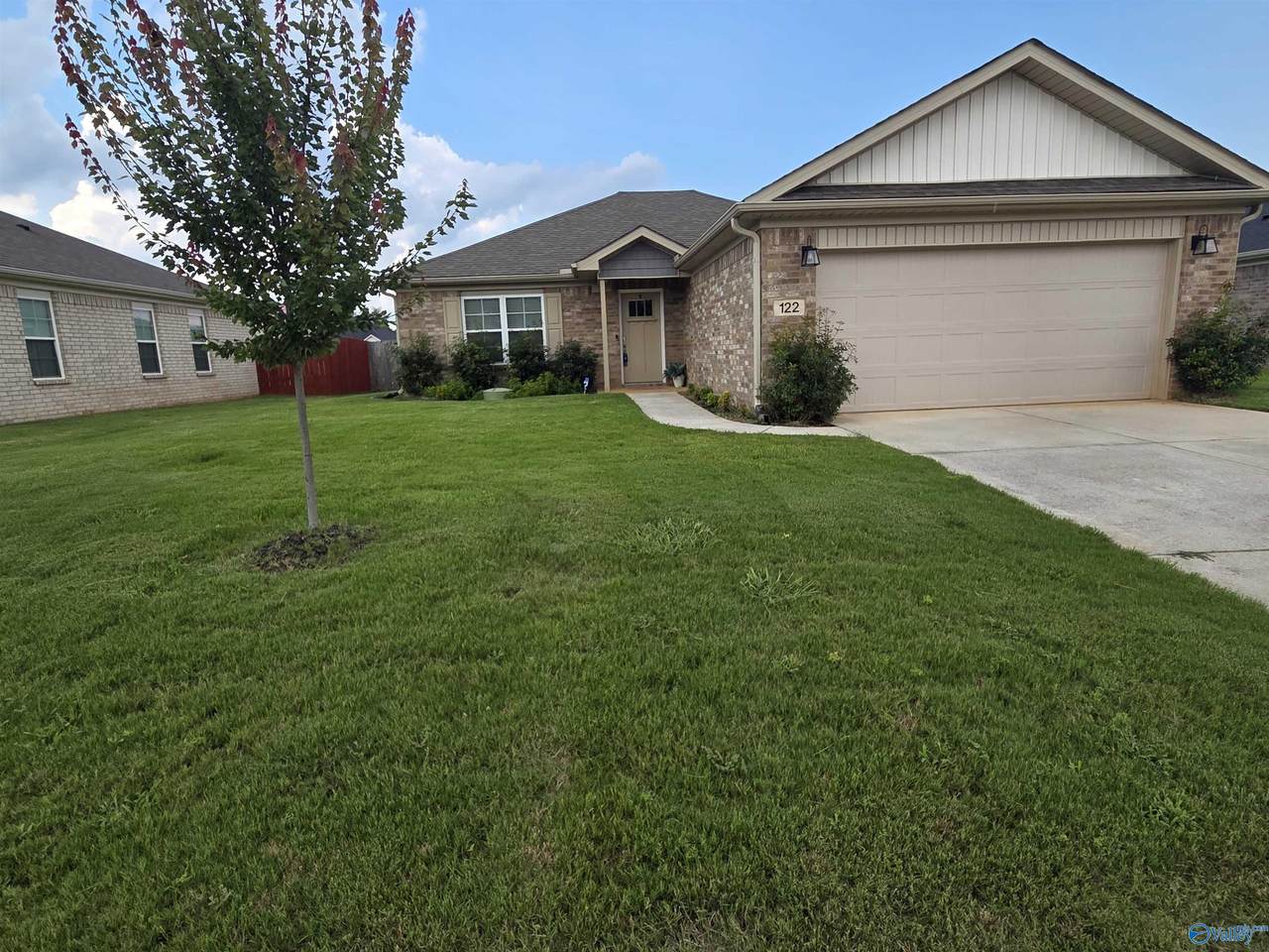 122 Domingues Avenue - Photo 1