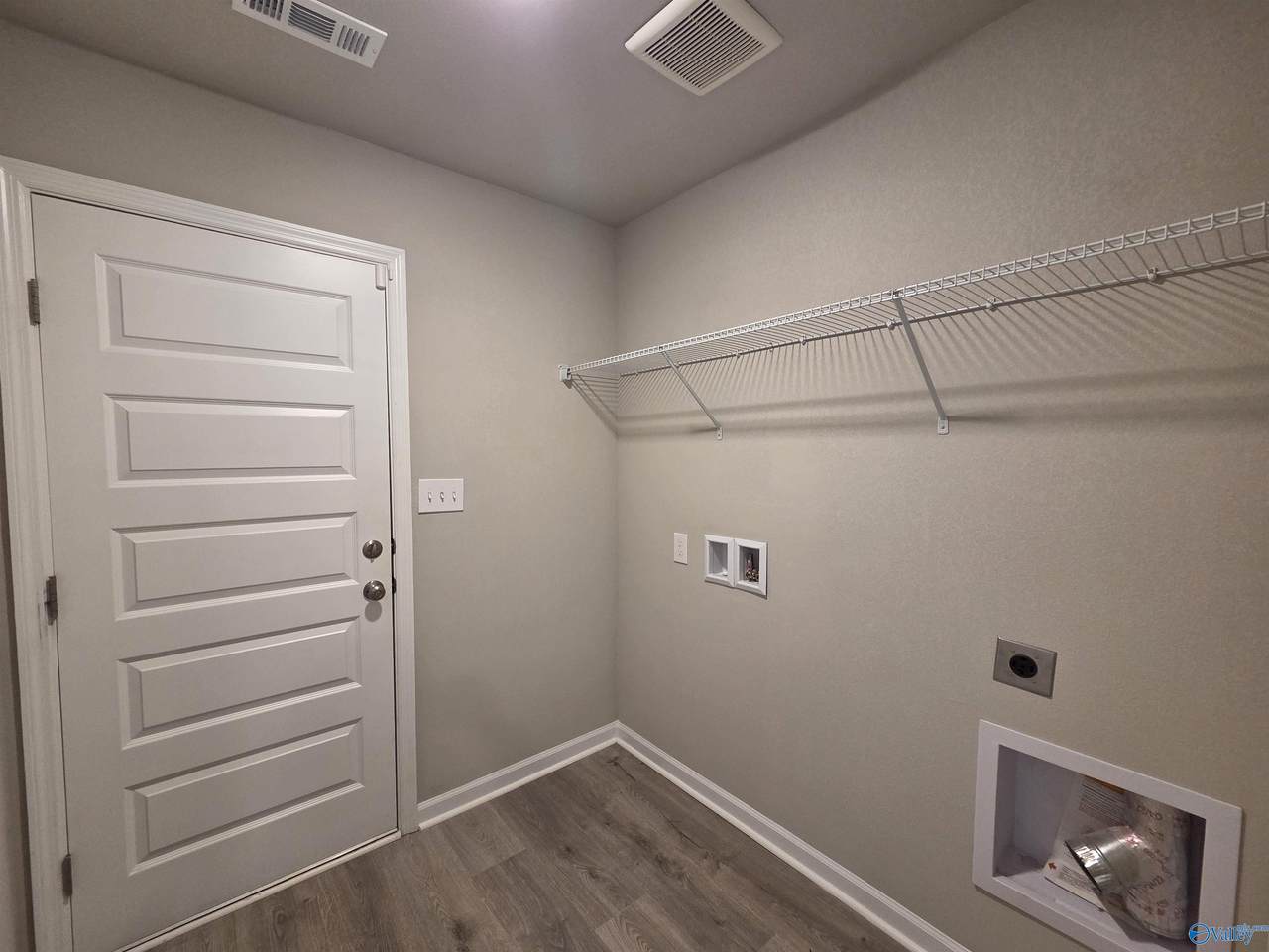 https://bt-photos.global.ssl.fastly.net/nalmls/1280_boomver_1_21926168-2.jpg