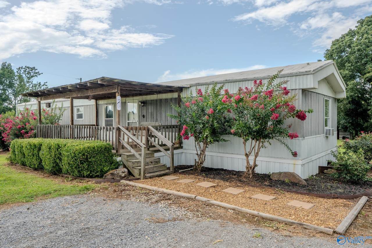 4731 County Road 150 - Photo 1