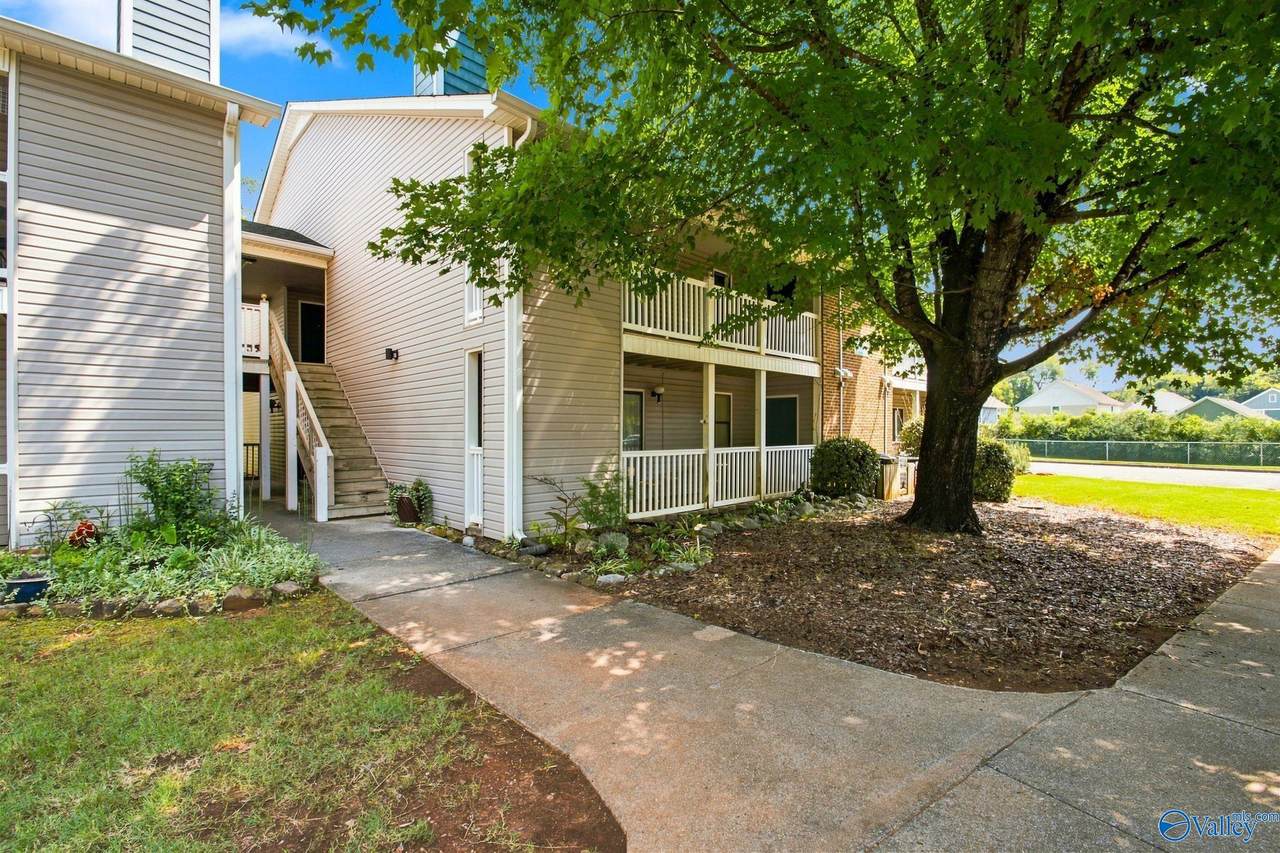 6610 Willow Pointe Drive - Photo 1