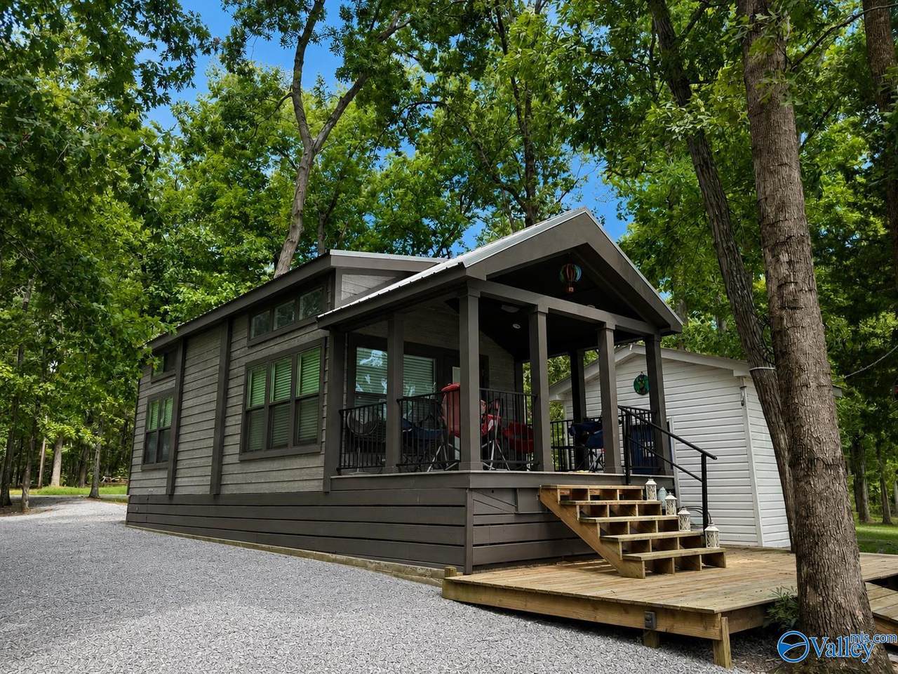 205 County Road 671 - Photo 1