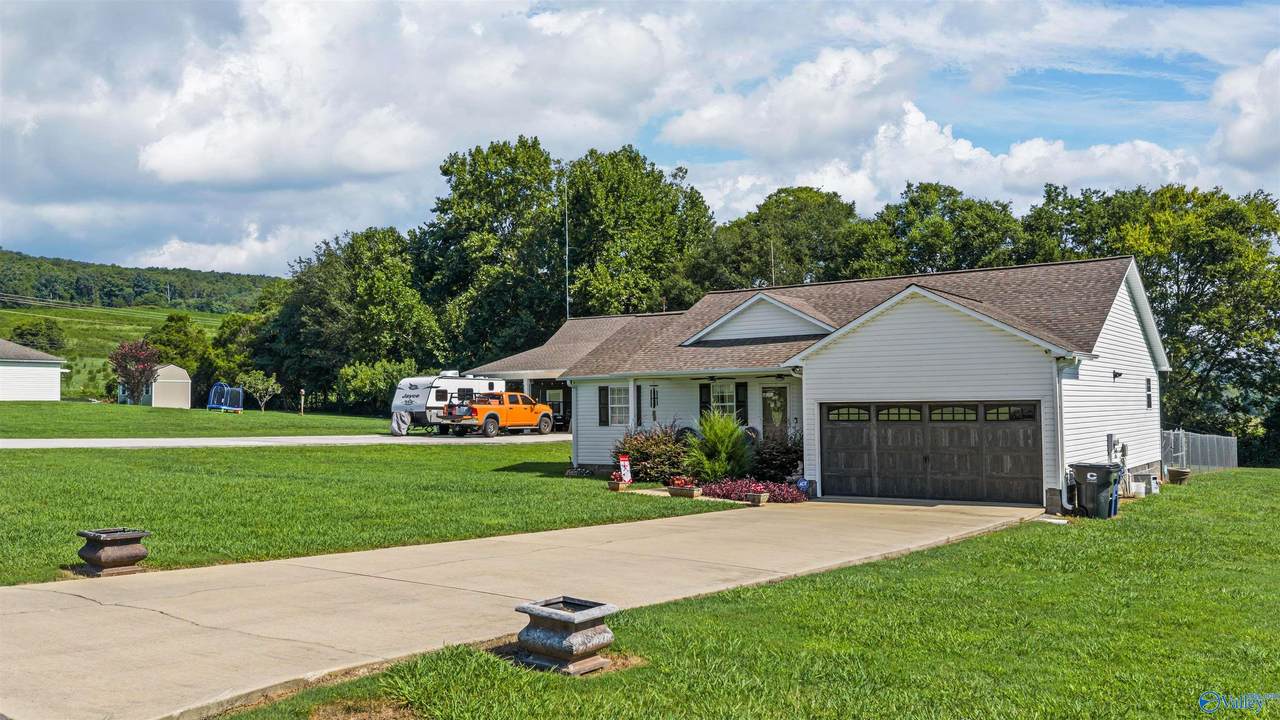 https://bt-photos.global.ssl.fastly.net/nalmls/1280_boomver_1_21926531-2.jpg
