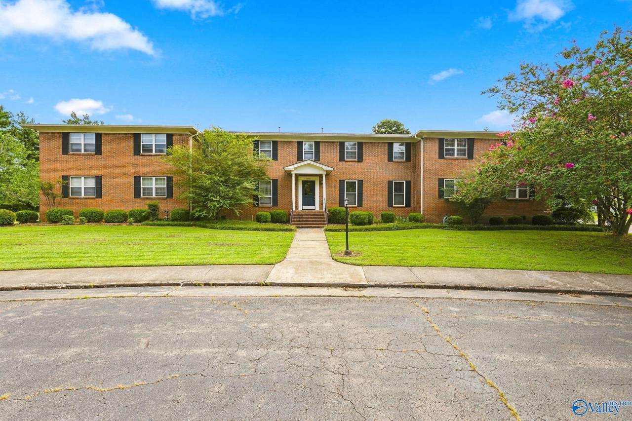 8204 Willowbrook Circle - Photo 1