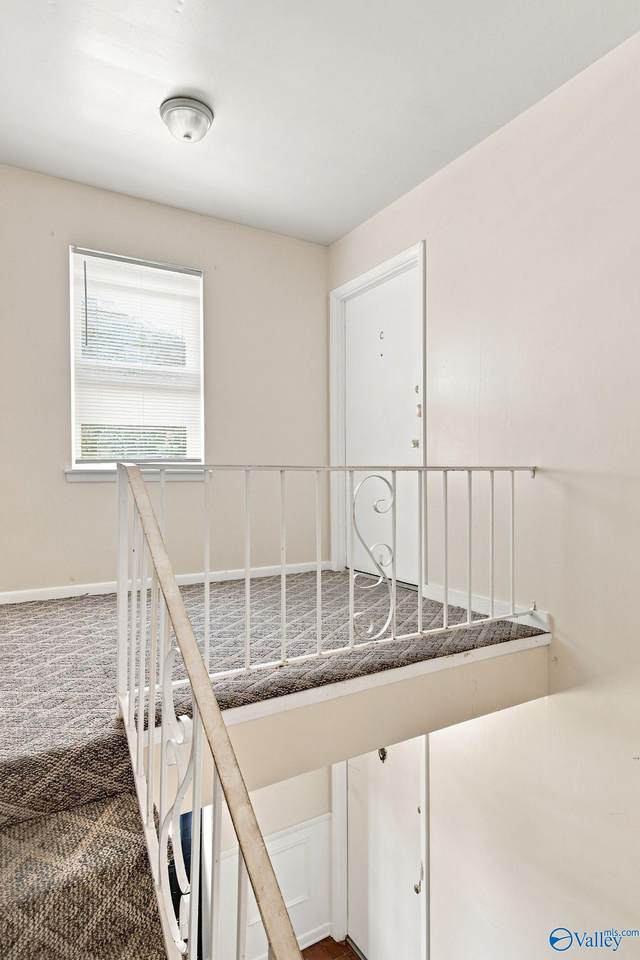 https://bt-photos.global.ssl.fastly.net/nalmls/1280_boomver_1_21926567-2.jpg