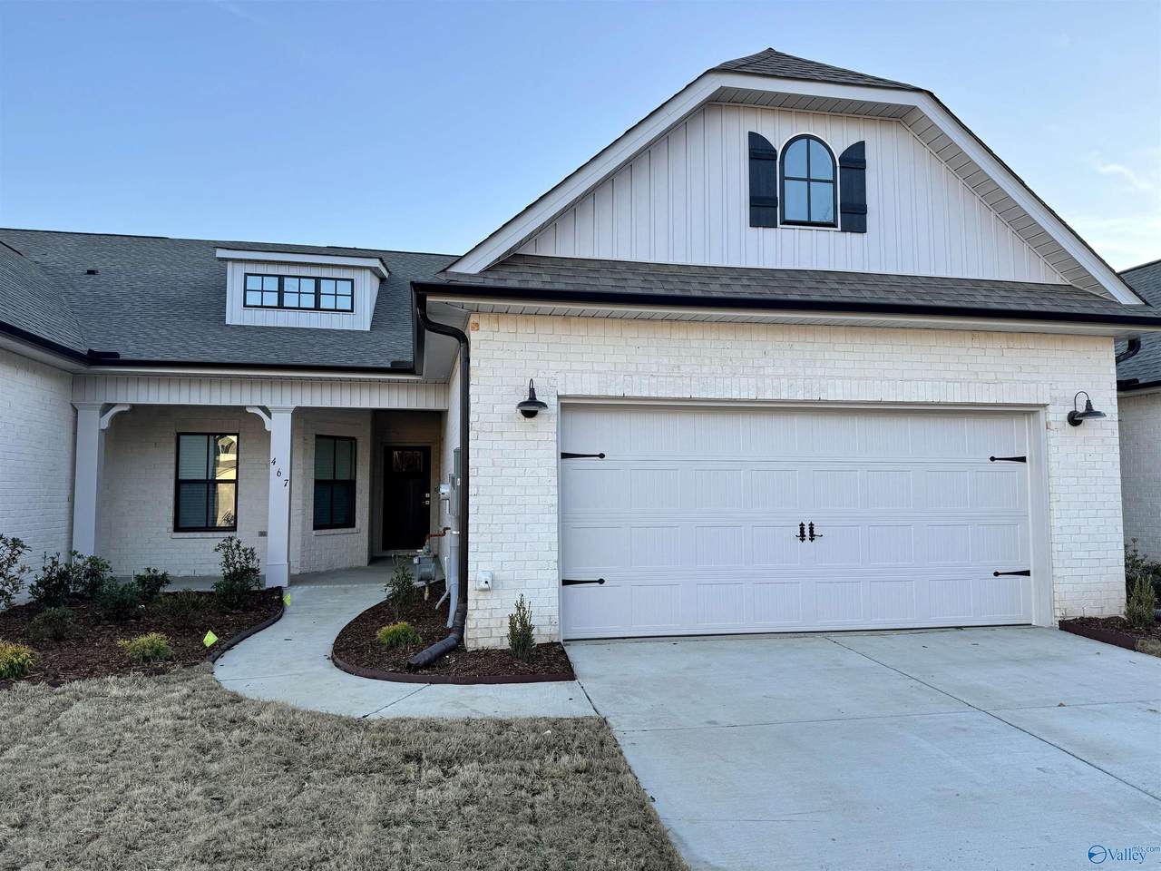 467 Raleigh Elm Drive - Photo 1