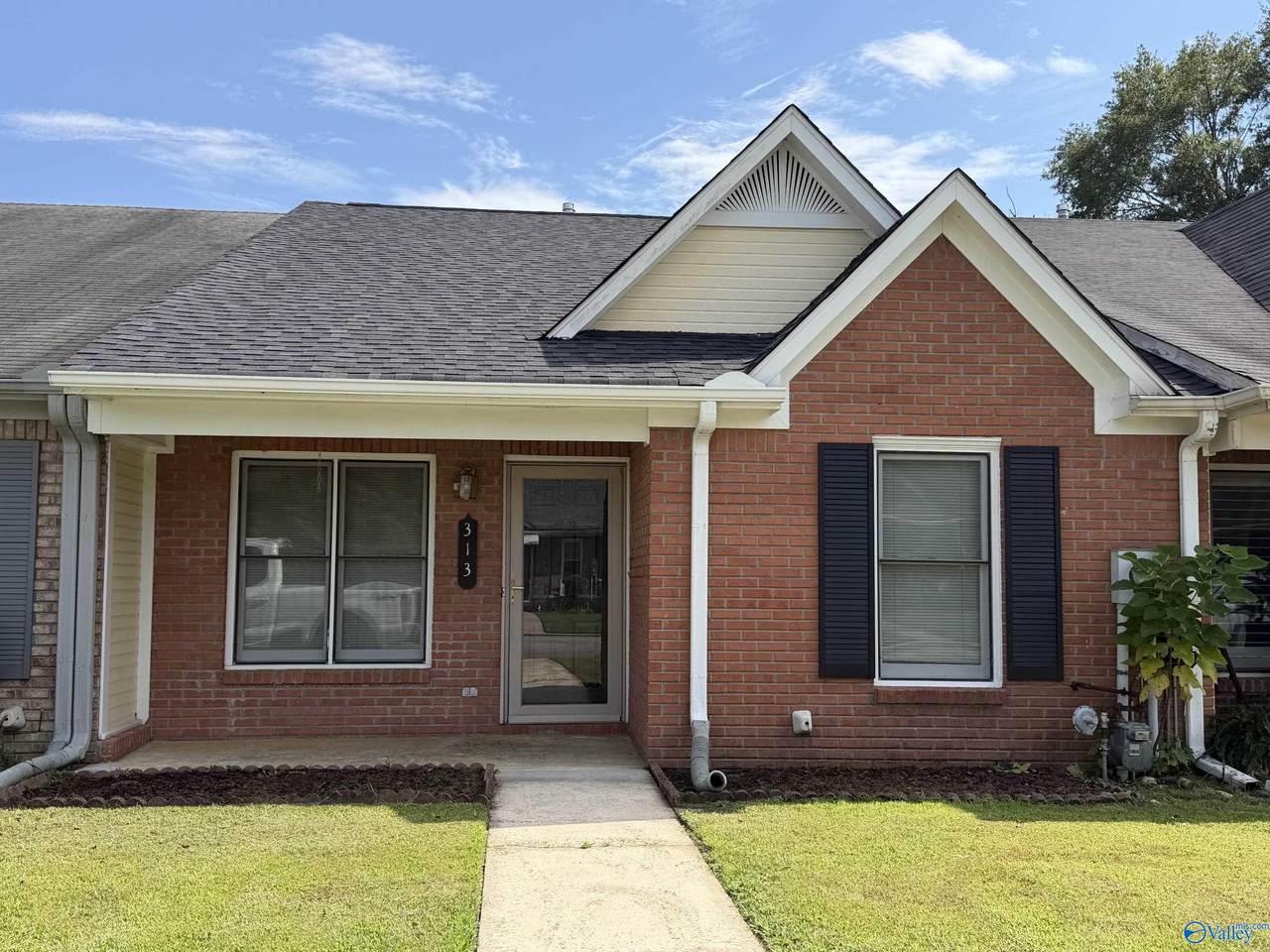313 Woodridge Drive - Photo 1