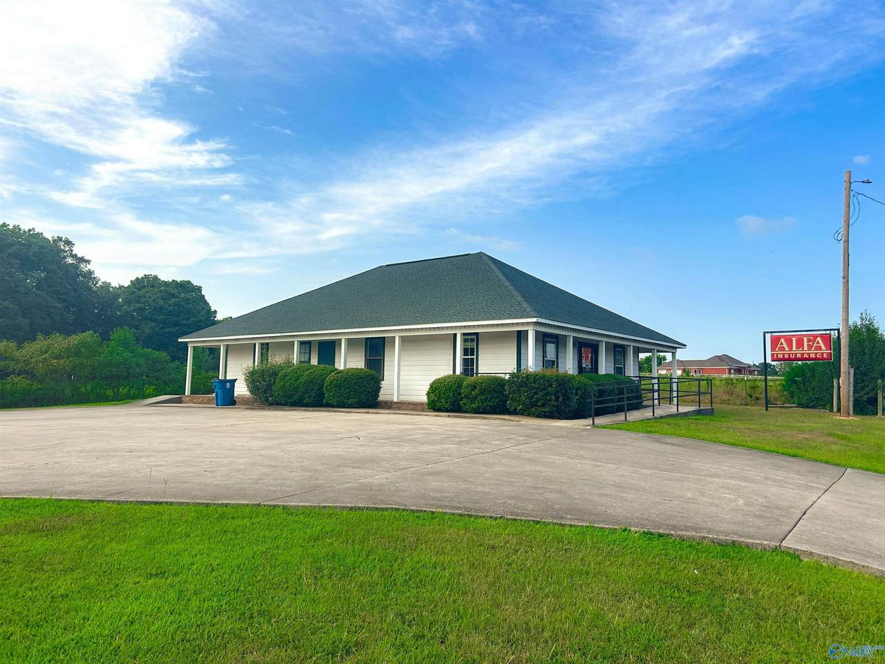 4453 Main Street - Photo 1