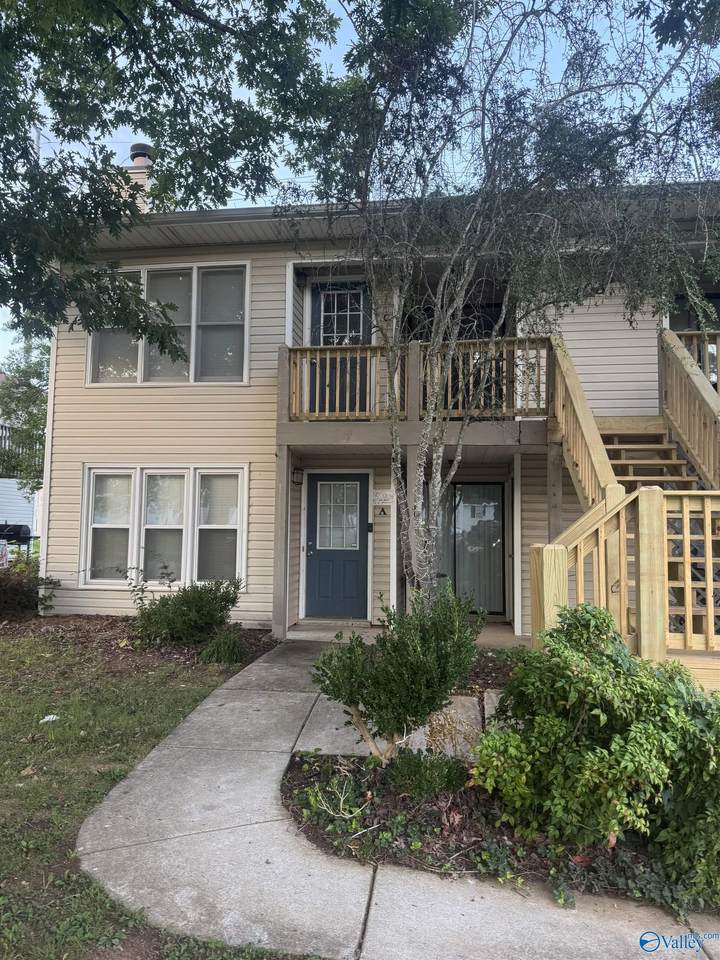2703 Lantern Walk - Photo 1