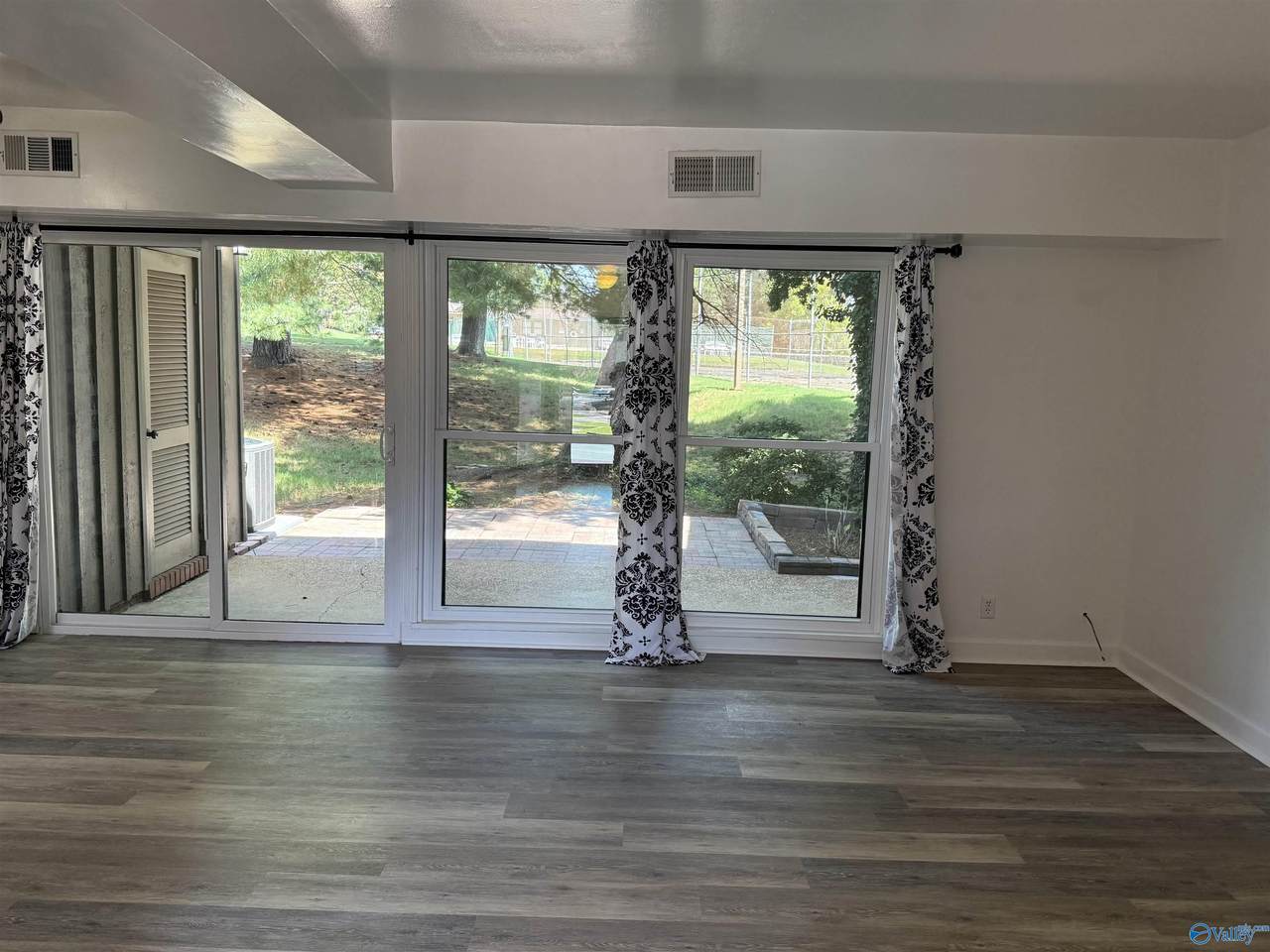 2207 Colony Drive - Photo 1
