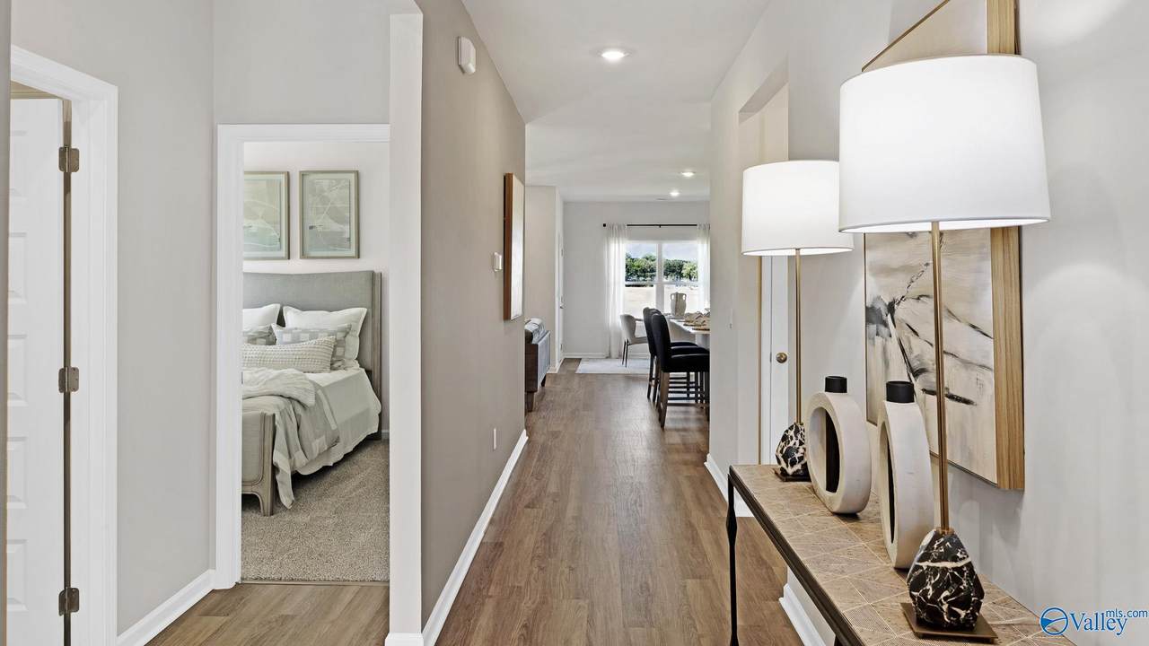 https://bt-photos.global.ssl.fastly.net/nalmls/1280_boomver_1_21927888-3.jpg
