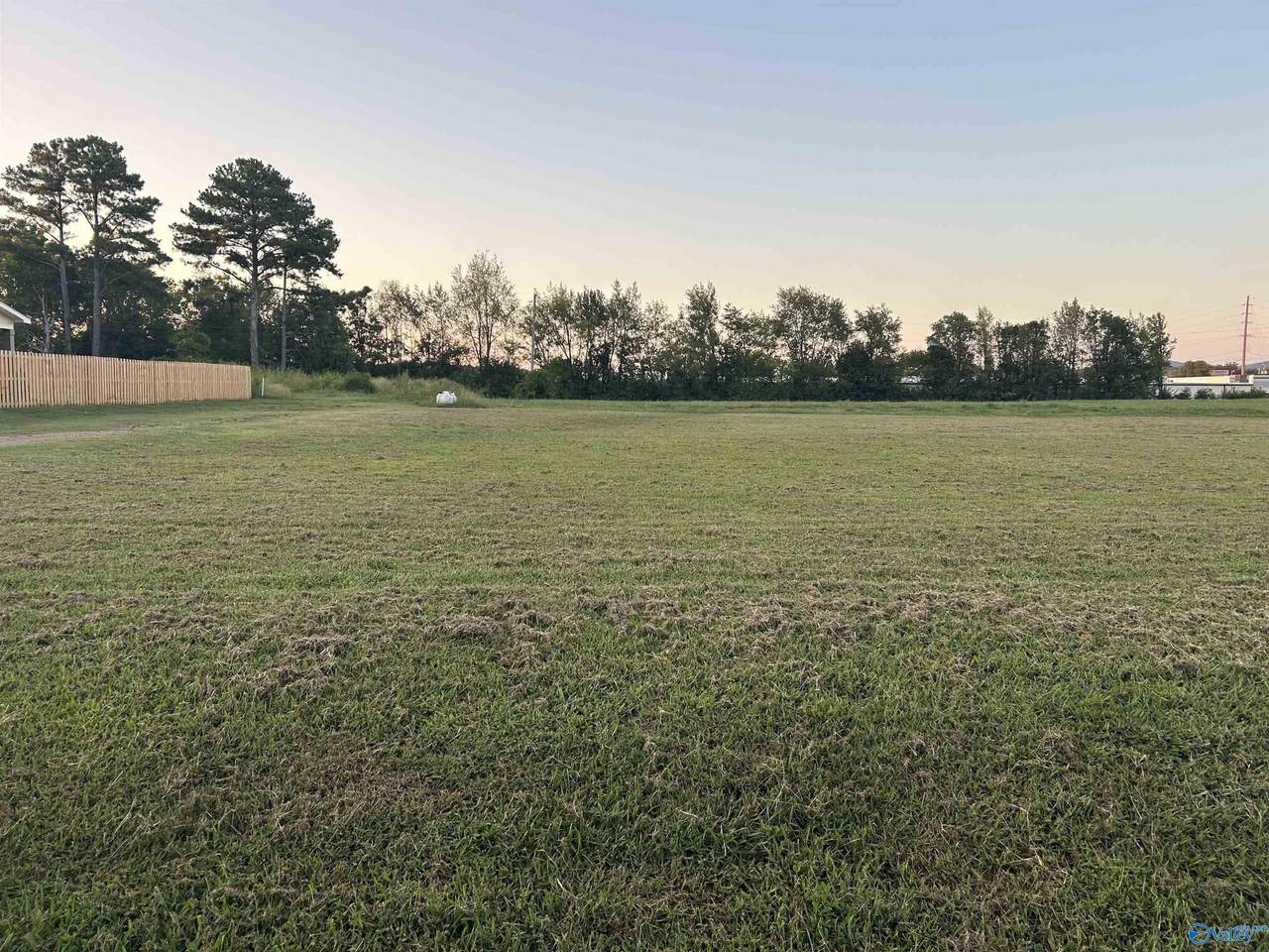 1998 Mythewood Drive - Photo 1