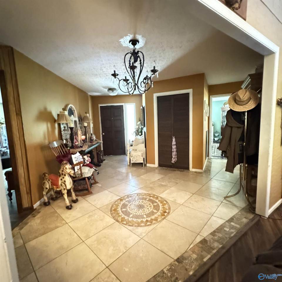 https://bt-photos.global.ssl.fastly.net/nalmls/1280_boomver_1_21927945-2.jpg