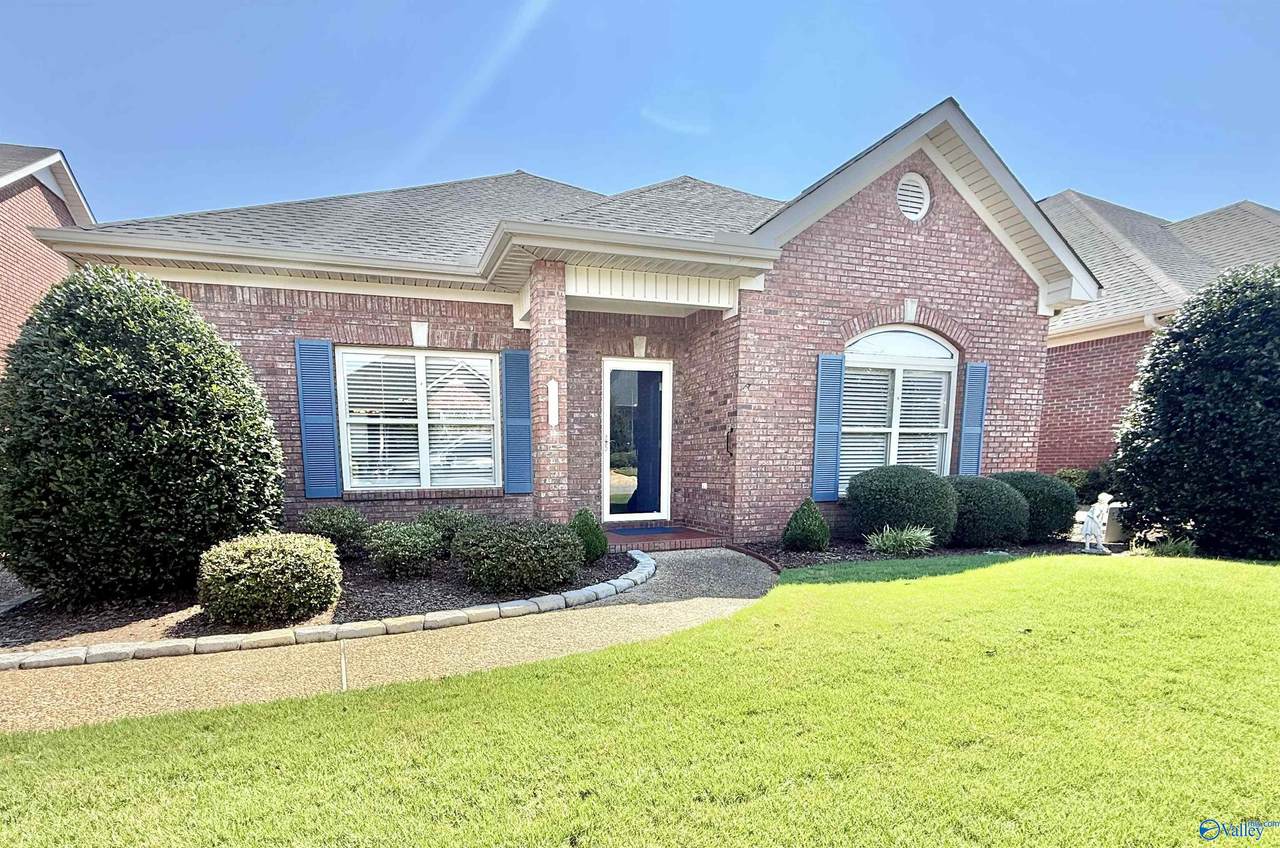 3704 Sabine Court - Photo 1