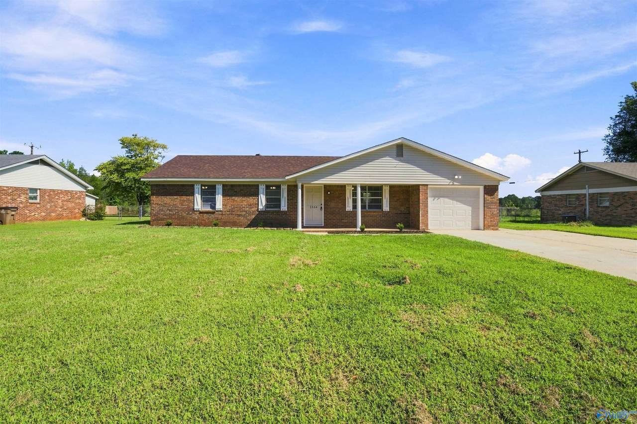 1514 Douthit Street - Photo 1
