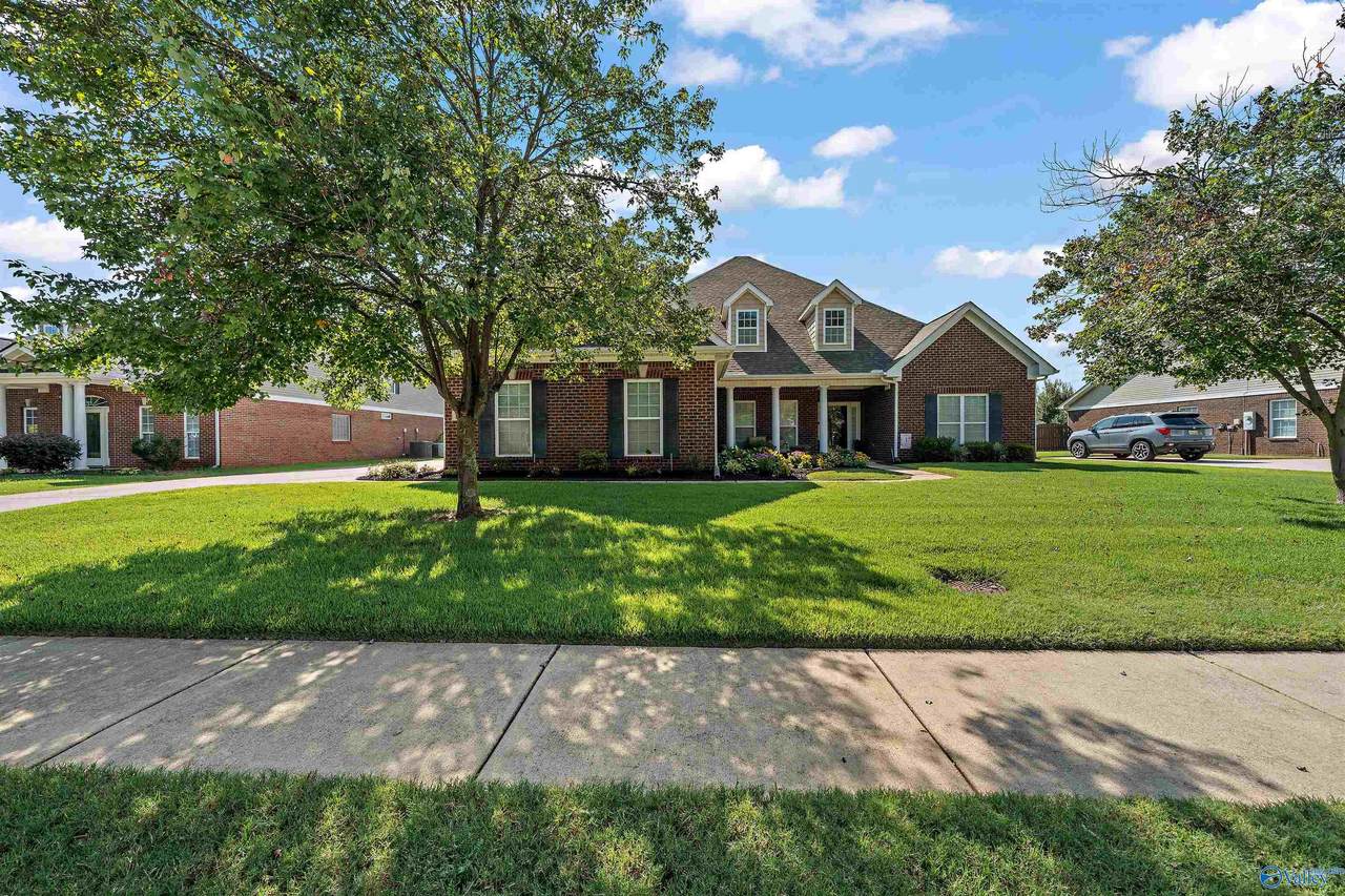 112 Legacy Cove Drive - Photo 1
