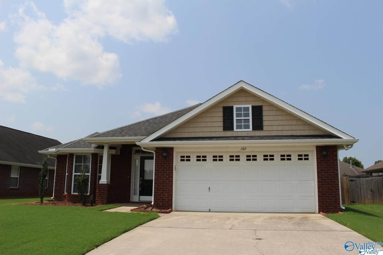 103 Glenview Drive - Photo 1
