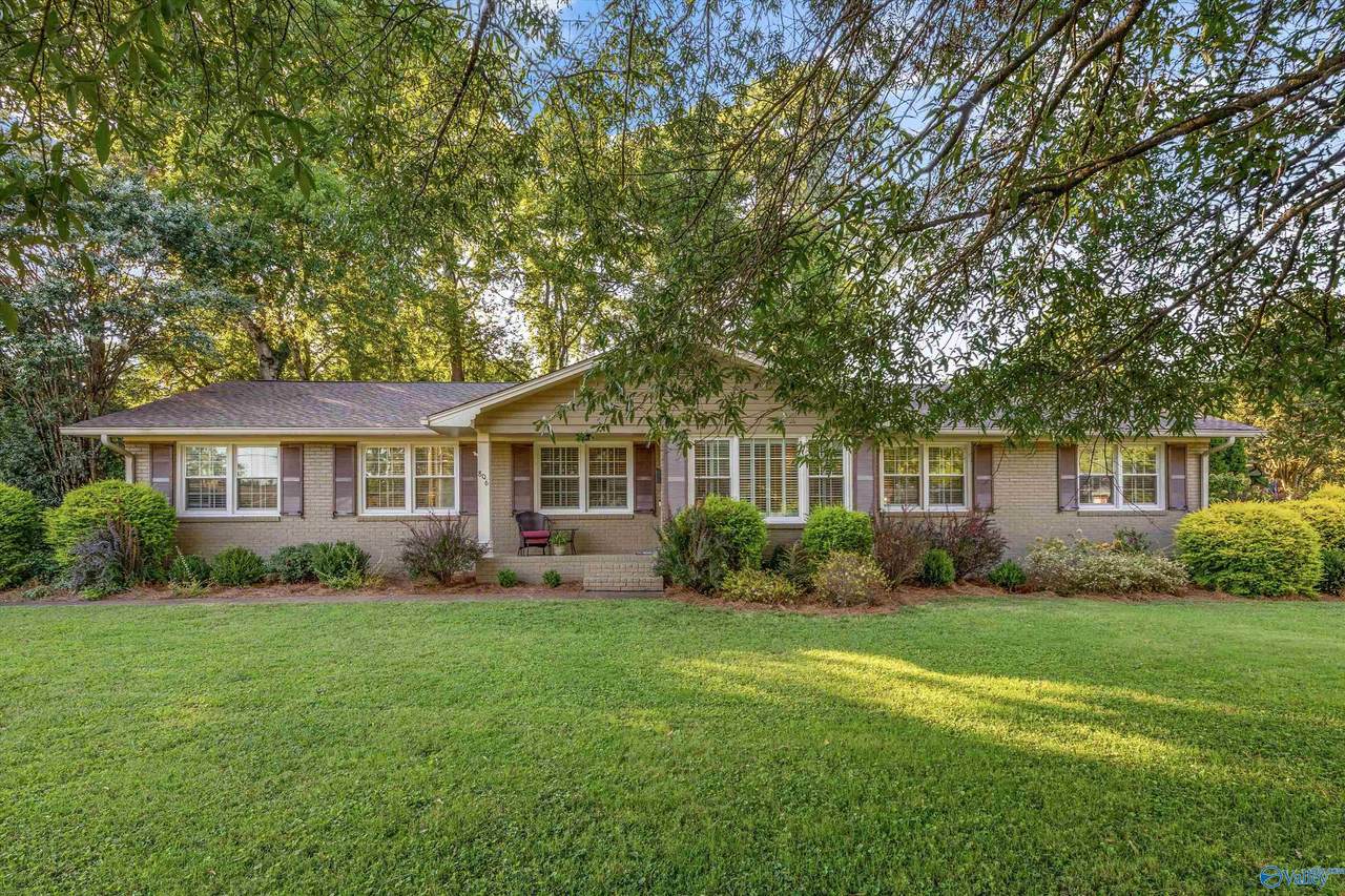 806 Watts Drive - Photo 1