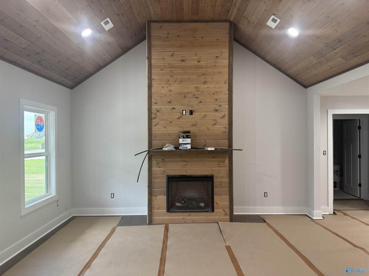 https://bt-photos.global.ssl.fastly.net/nalmls/1280_boomver_1_21928277-2.jpg