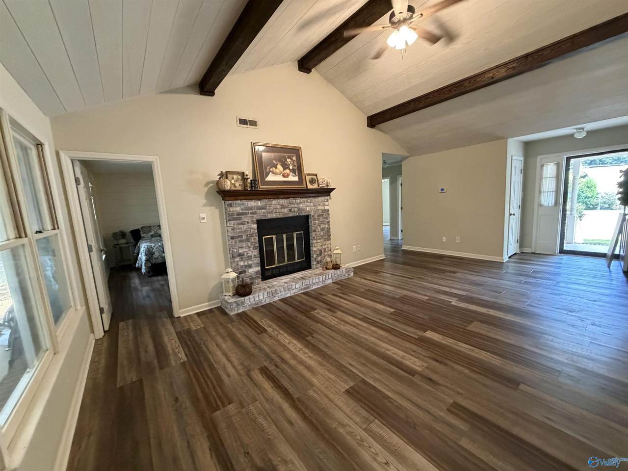 125 Betty Garrett Drive - Photo 1