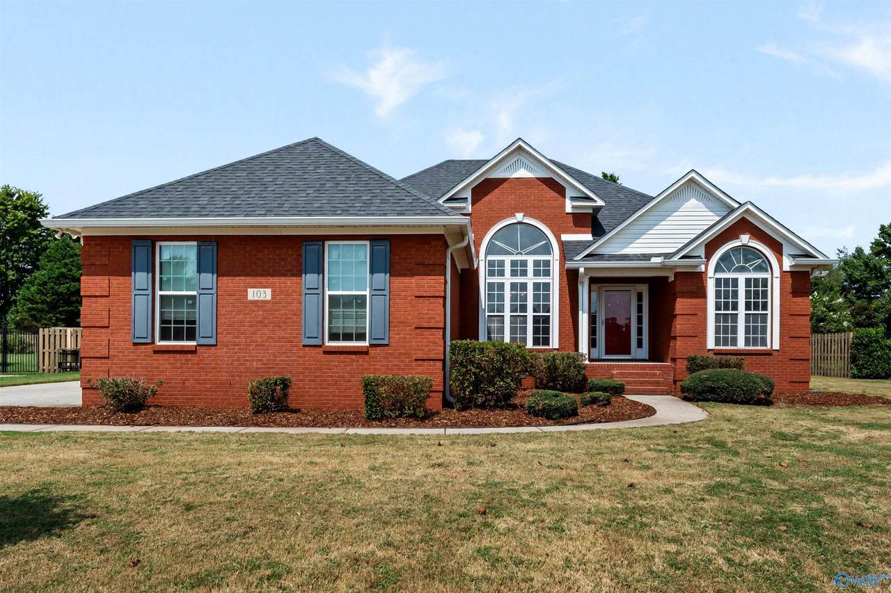 103 Saddle Cove Court - Photo 1