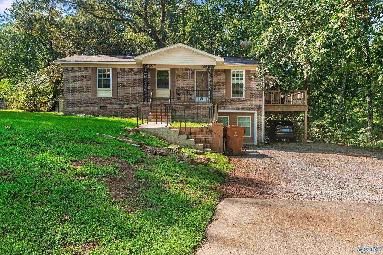 1618 Woodview Drive - Photo 1