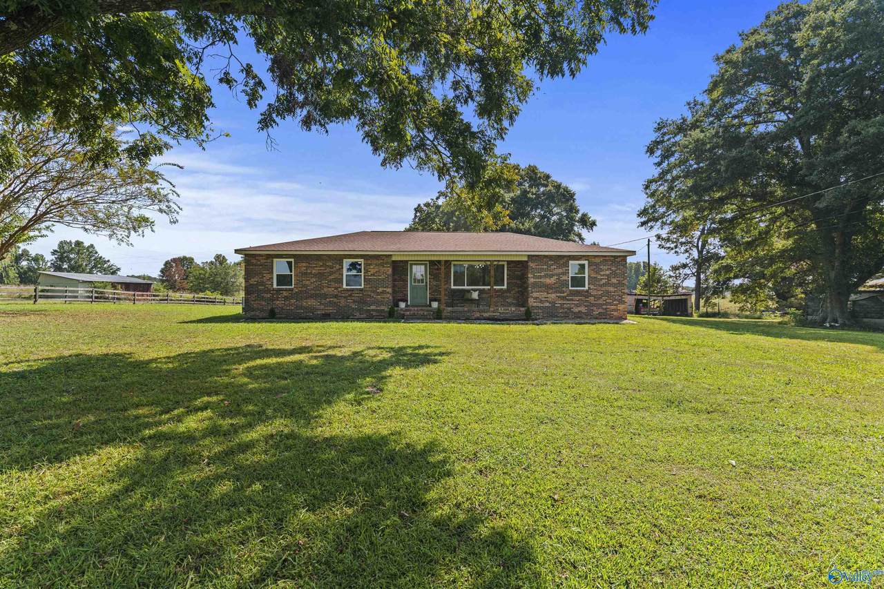 6028 County Road 1545 - Photo 1