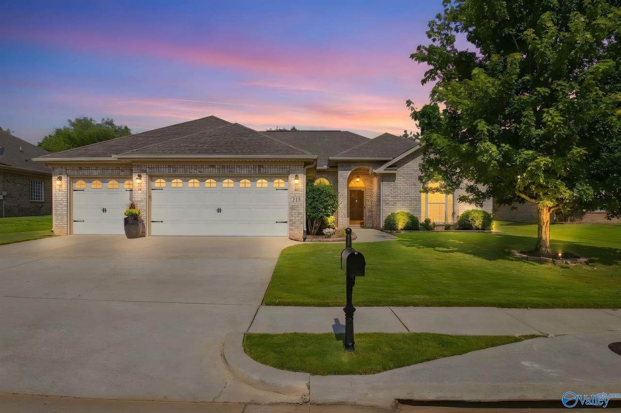 213 North Mossy Creek Circle - Photo 1
