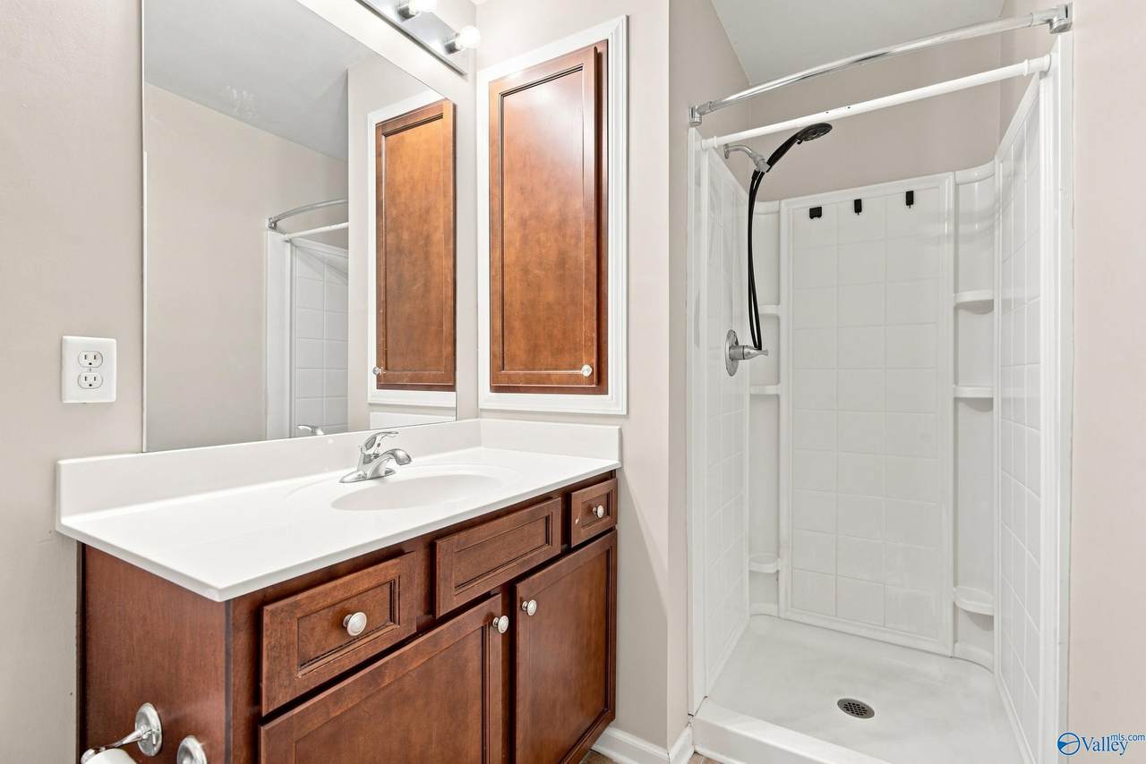 https://bt-photos.global.ssl.fastly.net/nalmls/1280_boomver_1_21928800-2.jpg