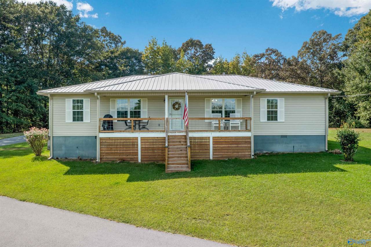 161 Wesley Lane - Photo 1