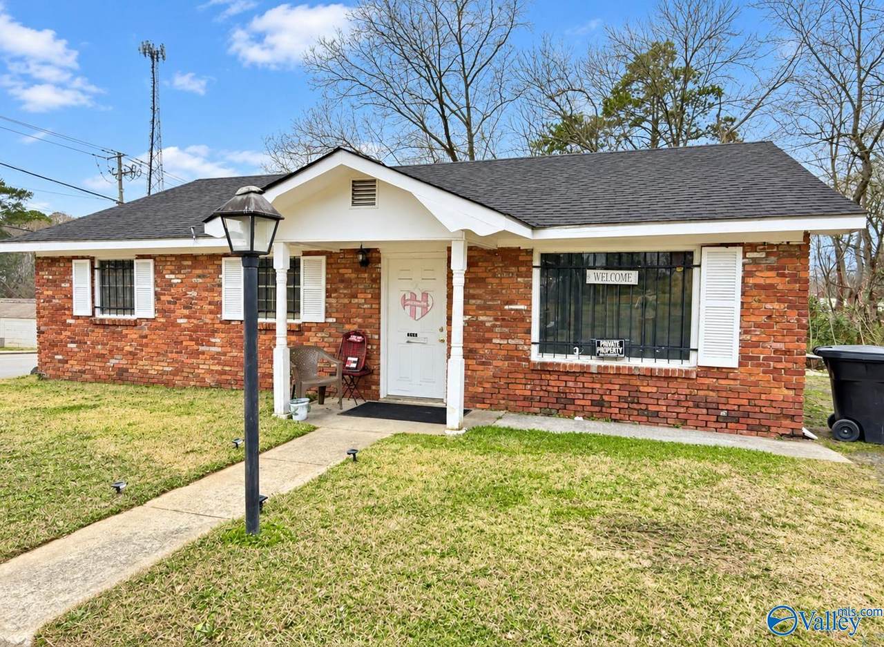 1601 Forrest Avenue - Photo 1