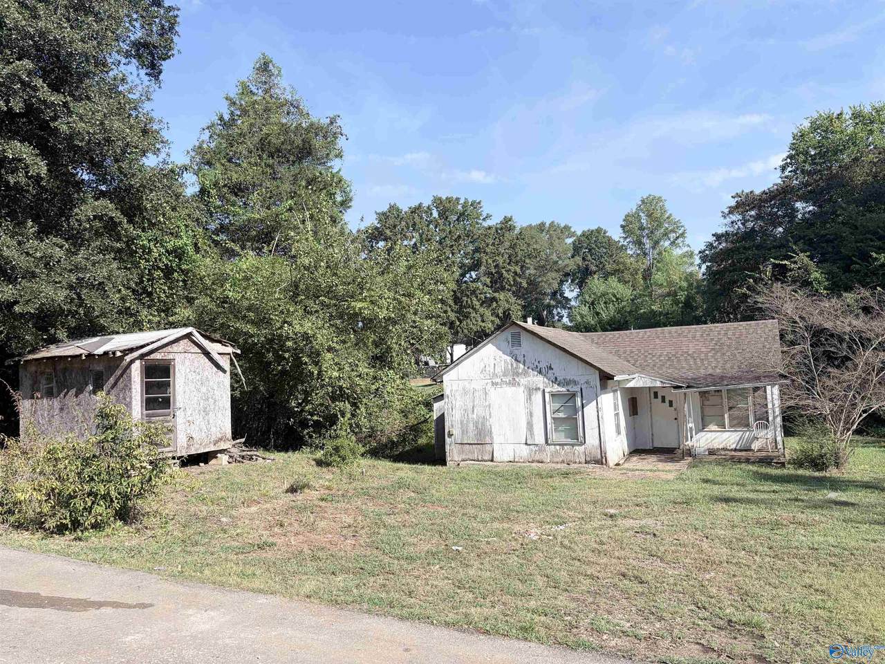 302 Shannon Street - Photo 1
