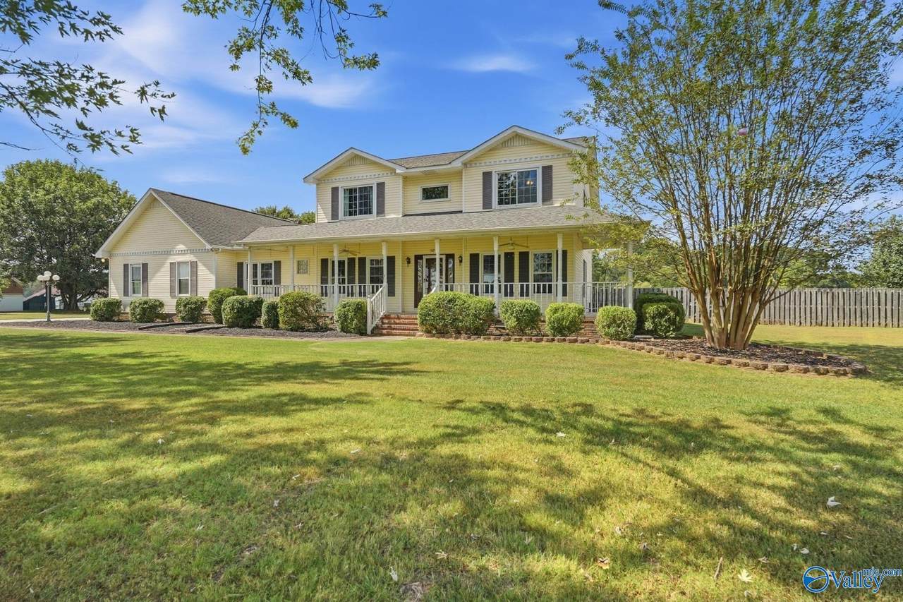 18731 Yarbrough Road - Photo 1